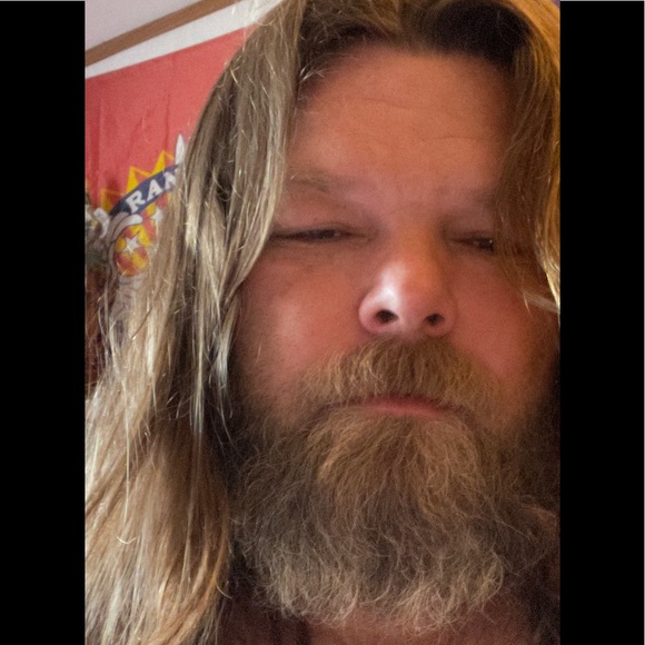 Meet your Posher, Adam - Picture 2 of 2